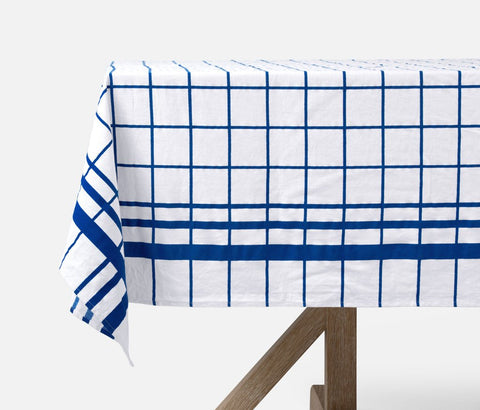 Good linen is an essential element in creating a practical, beautiful kitchen. We have a range of gorgeous kitchen linen to help make cooking and cleaning up a breeze.