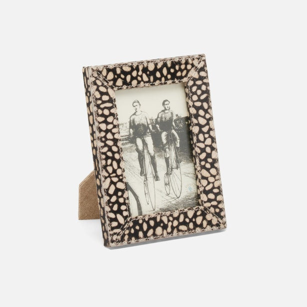 Pigeon and Poodle Hana Baby Cheetah Frame 5"x7"