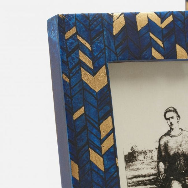 Pigeon and Poodle Zola Frame