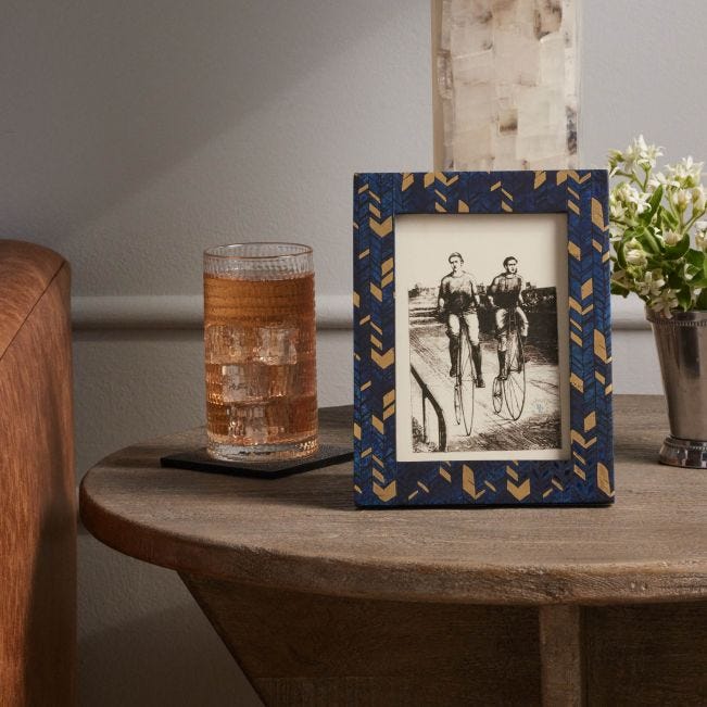 Pigeon and Poodle Zola Frame