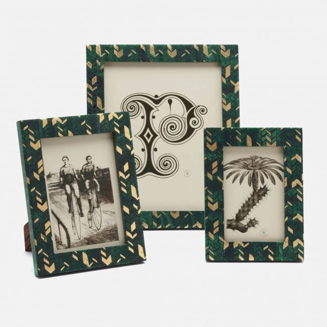 Pigeon and Poodle Zola Frame