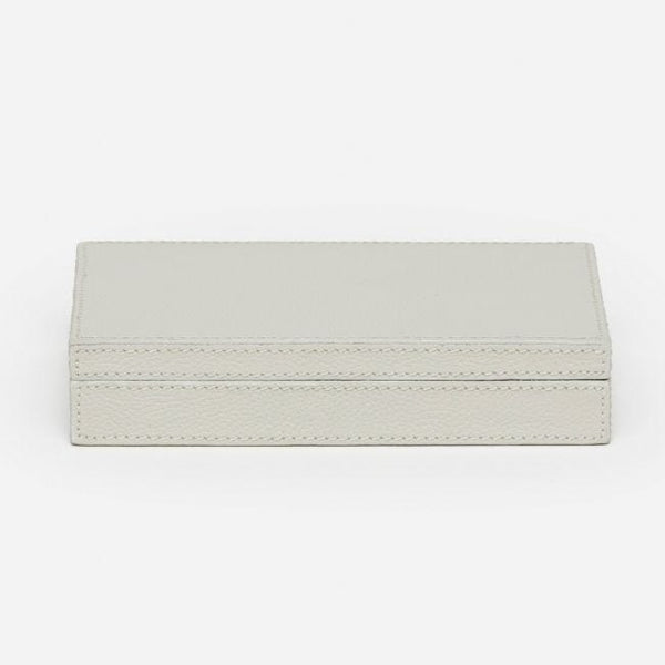 Pigeon and Poodle Lecco Card Game Box